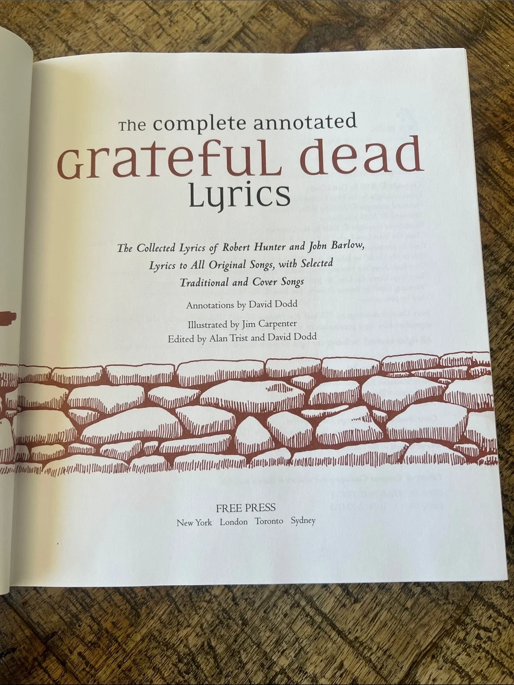 free press Grateful Dead Lyrics Book with Blue, Red, White Artwork - Picture 6 of 11